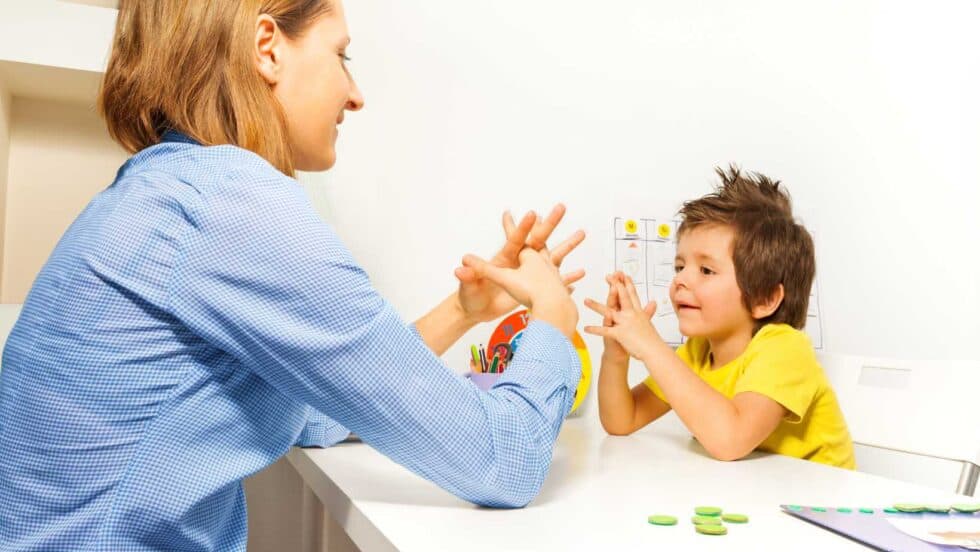 Técnicas creativas para potenciar las habilidades sociales en niños con autismo